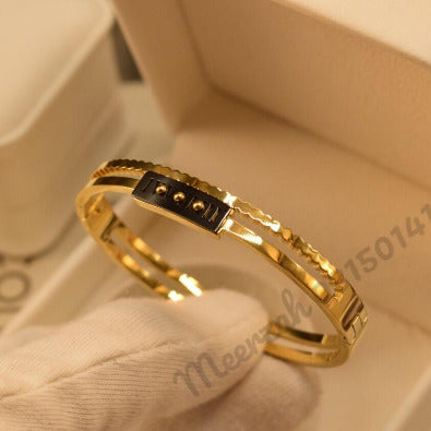 Antique Fancy Golden Bangle Bracelet for Girls/Women - Meerzah