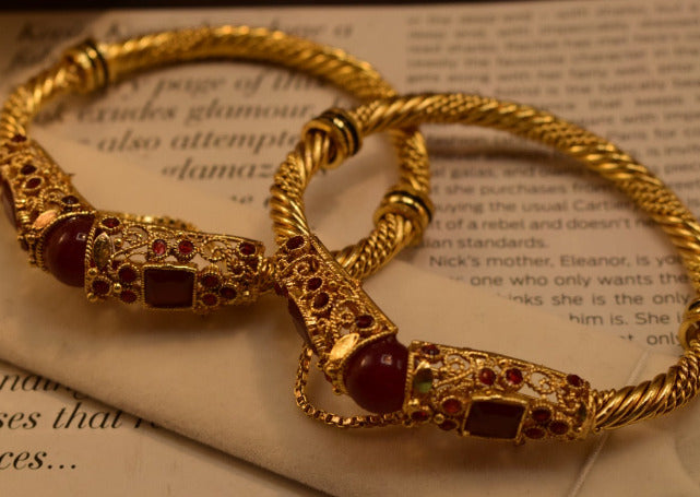 Antique Stylish Maroon Golden Karay Bangles for Girls/Women - Meerzah