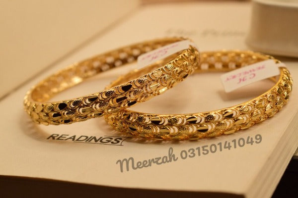 Stylish Pair Unique Gold Design Bangles Set for Girls/Women