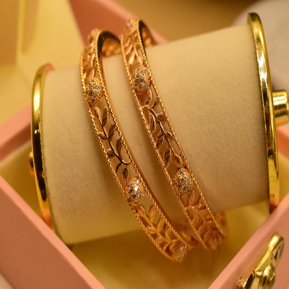 Fancy gold hot sale bangles design