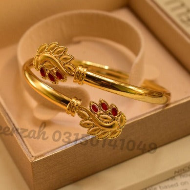 Fancy Single Kara Gold Design Bangles for Girls/Women - Meerzah