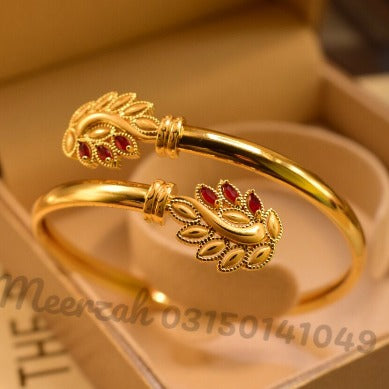 Fancy Single Kara Gold Design Bangles for Girls/Women - Meerzah