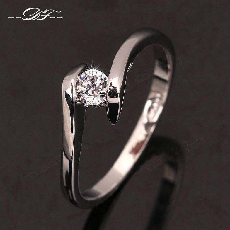 Elegant Diamond Cut Stone Silver Plated Crystal Ring for Girls/Women –  Meerzah
