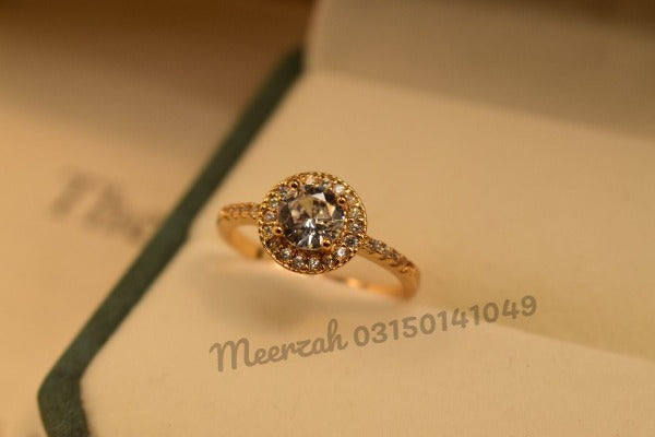 Beautiful Design Stone Adjustable Golden Ring for Girls/Women