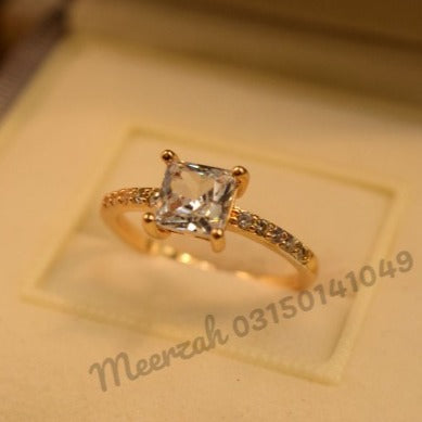 Beautiful Design Diamond Cut Stone Crystal Adjustable Golden Ring for Girls/Women