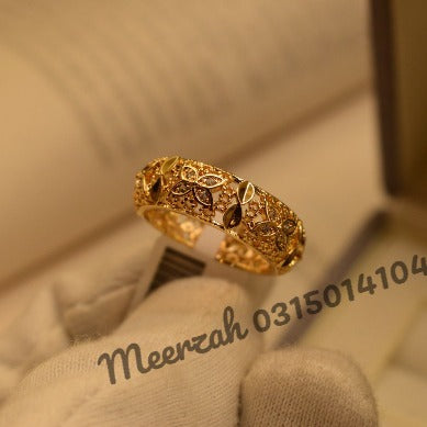 Elegant Fancy Design Crystal Golden Ring for Girls/Women