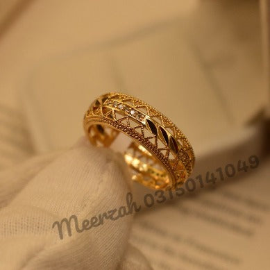 Beautiful Elegant Design Golden Ring for Girls/Women