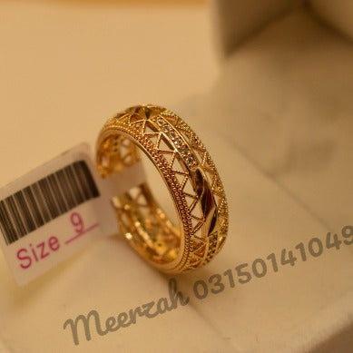 Beautiful Elegant Design Golden Ring for Girls/Women