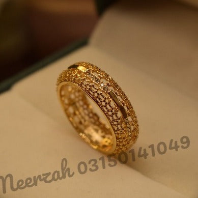 Beautiful Elegant Design Crystal Golden Ring for Girls/Women