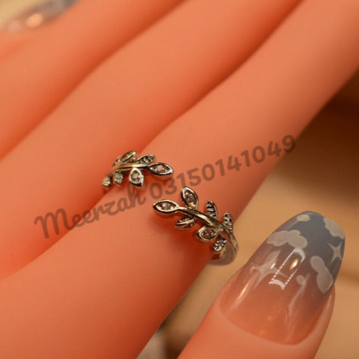 Beautiful Fancy silver Leaf  Adjustable Ring for Girls/Women