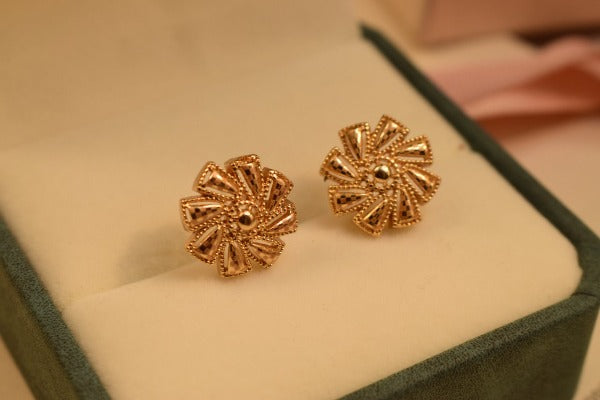 Elegant Gold Coated Flower Earrings For Girls/Women | Meerzah