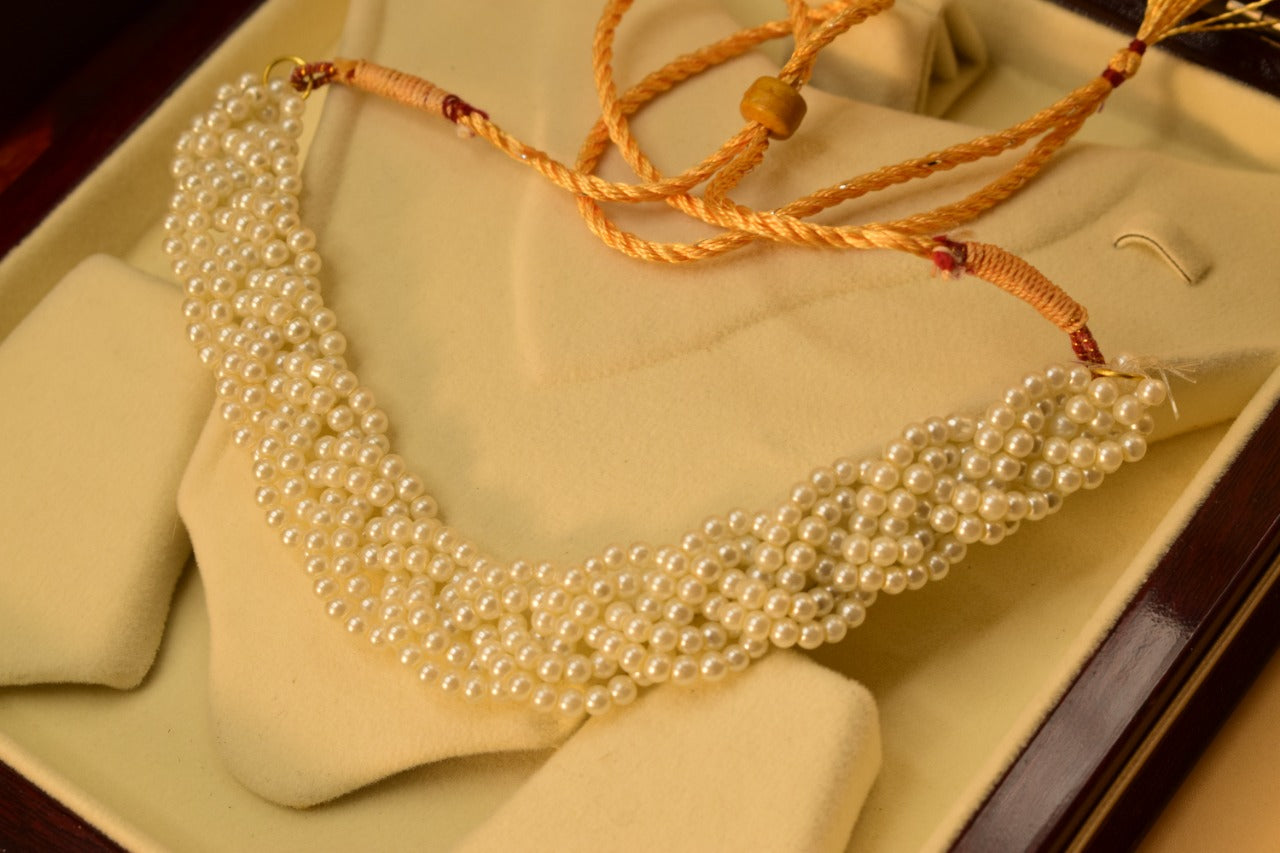 Beautiful Choker Pearls for Girls/Women - Meerzah