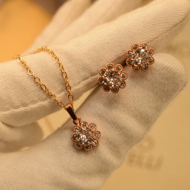 Stylish Golden Mini Flower Design Necklace set for Girls/Women