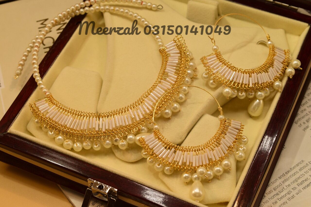 Elegant Turkish White colour Style CHOKER Sets for Girls/Women