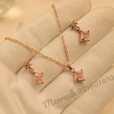 Stylish Multi Light Crystal Golden Necklace Sets for Girls/Women