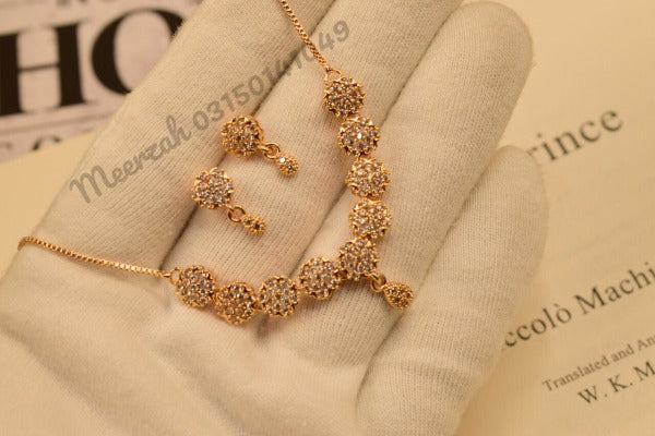 Elegant Gold Design Crystal Golden Necklace Sets for Girls/Women