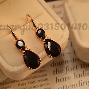 Beautiful Stone Crystal Earings for Girls/Women - Meerzah