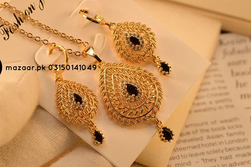 Black Stone Golden Necklace Sets for Girls/Women - Meerzah