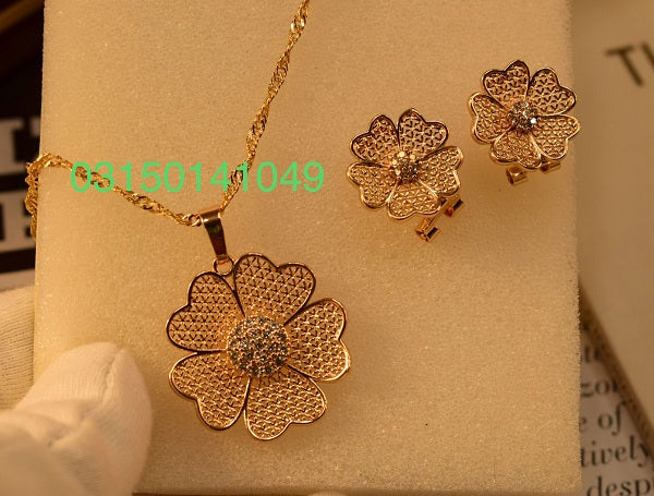 Elegant Stylish Flower Golden Necklace Sets for Girls/Women - Meerzah